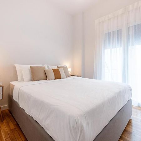 Phaedrus Living: Luxury Flat Panormou Lägenhet Aten Exteriör bild