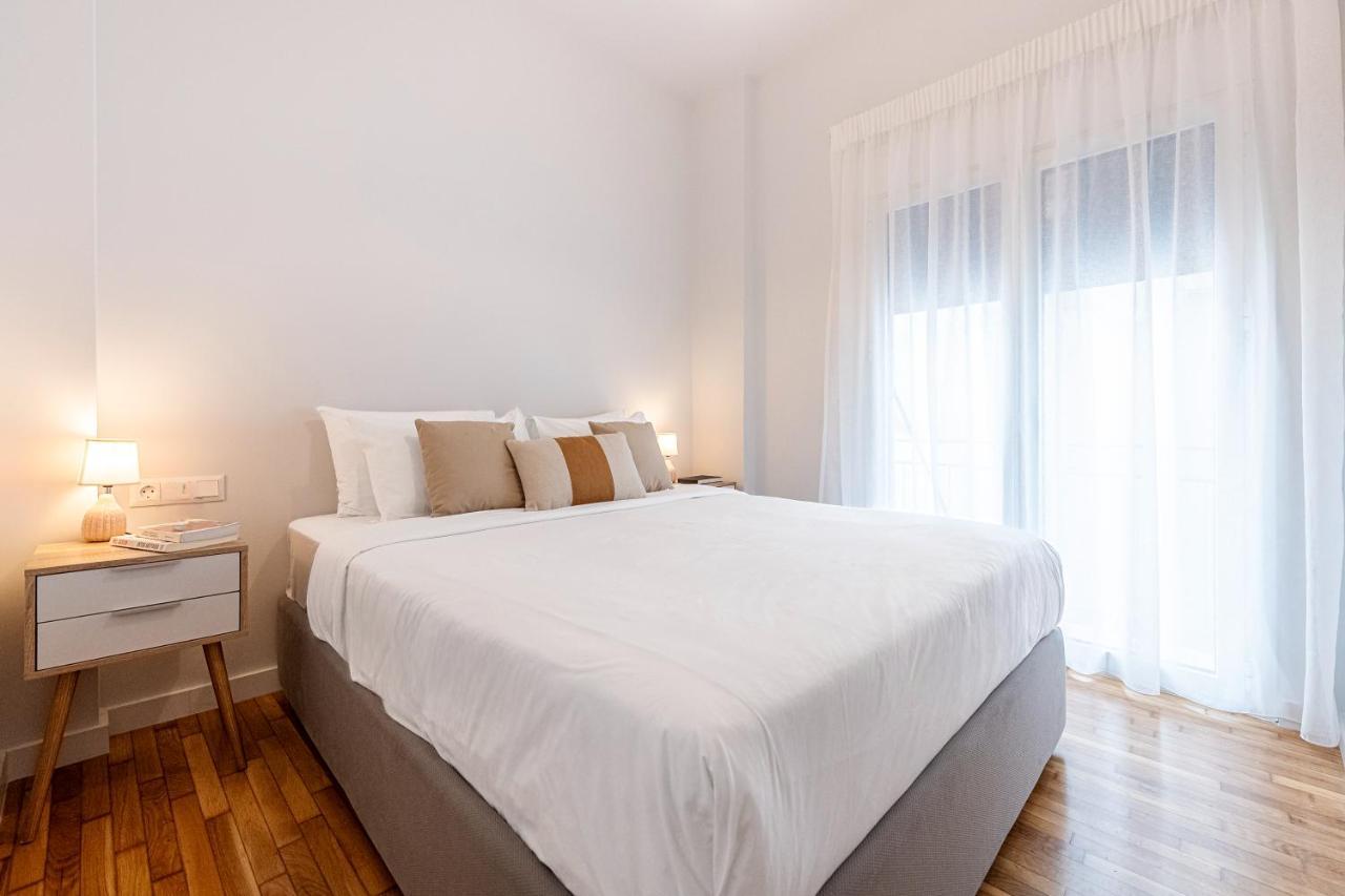 Phaedrus Living: Luxury Flat Panormou Lägenhet Aten Exteriör bild
