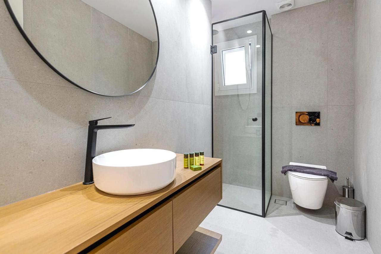 Phaedrus Living: Luxury Flat Panormou Lägenhet Aten Exteriör bild